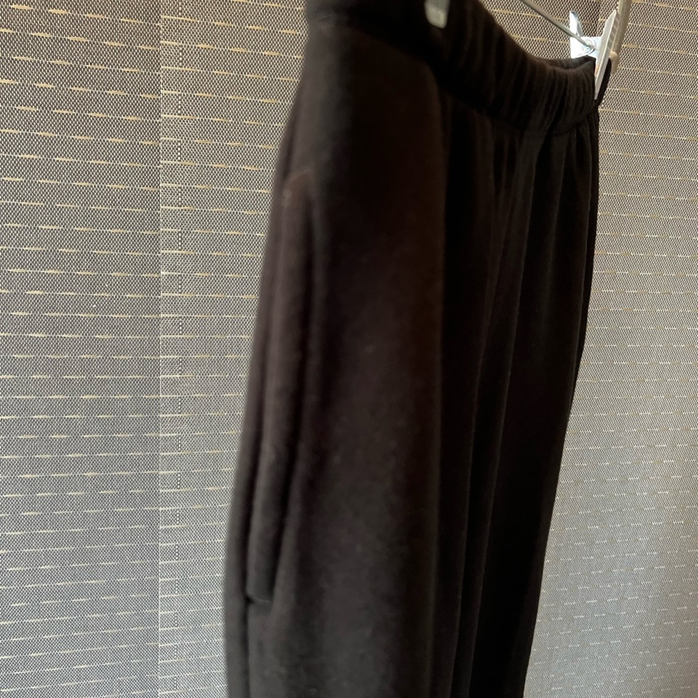 Treasure & Bond Black High Rise Sweatpants - Picture 3 of 7